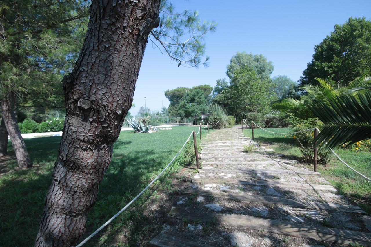 Villa Vetti Ugento Exterior photo